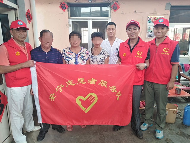 迎秋送暖,安宁慈善服务中心第六期志愿者活动